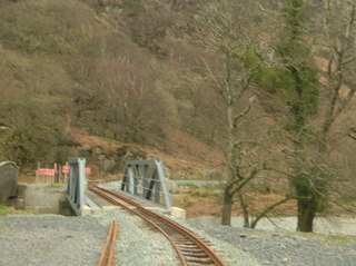 Bryn y Felin riverbridge