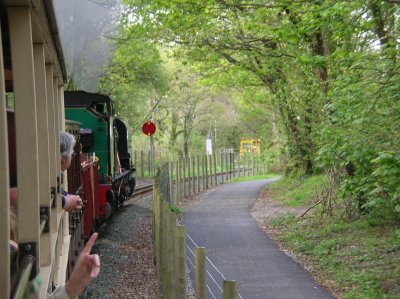 Dinas Farm Crossing