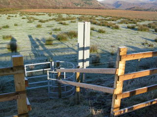 Pont Croesor Foot Crossing right