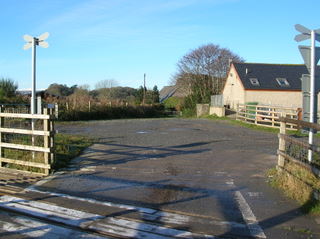 Pen y Mount crossing right