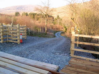 Hafod Ruffydd crossing east